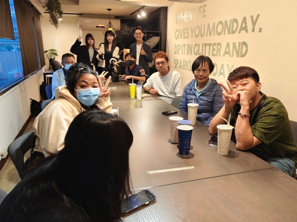 2025 自媒體經營秘笈大公開:Ultima Markets x 出爆影音揭示「內容即資產」的新世代財富體系 5 自媒體經營,流量變現,Ultima Markets,出爆影音,2025短影音趨勢 2025 自媒體經營秘笈大公開:Ultima Markets x 出爆影音揭示「內容即資產」的新世代財富體系