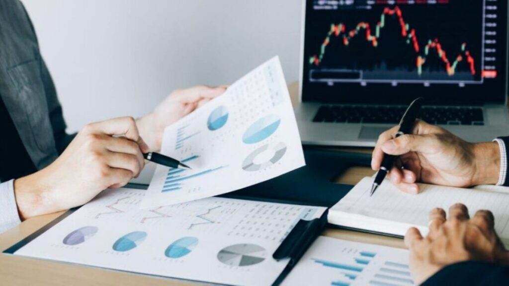 一篇搞懂四大美股指數是什麼?道瓊、S&P500、納斯達克、費半 5 美股指數 一篇搞懂四大美股指數是什麼?道瓊、S&P500、納斯達克、費半